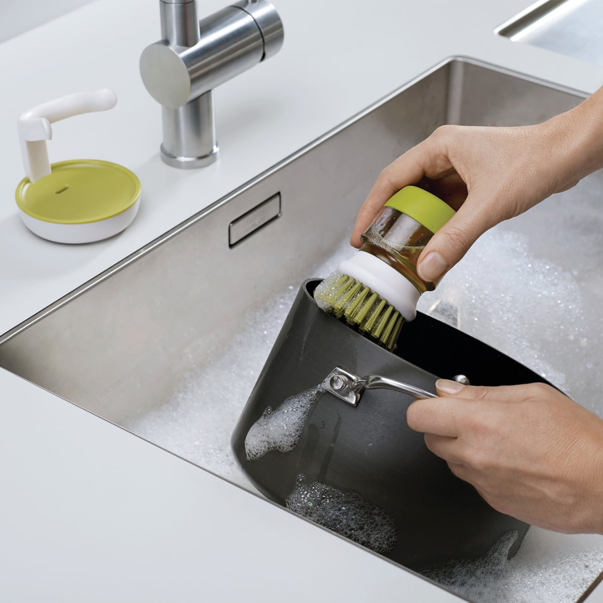 Soap Dispensing Palm Brush  Polder Products UK - life.style.solutions