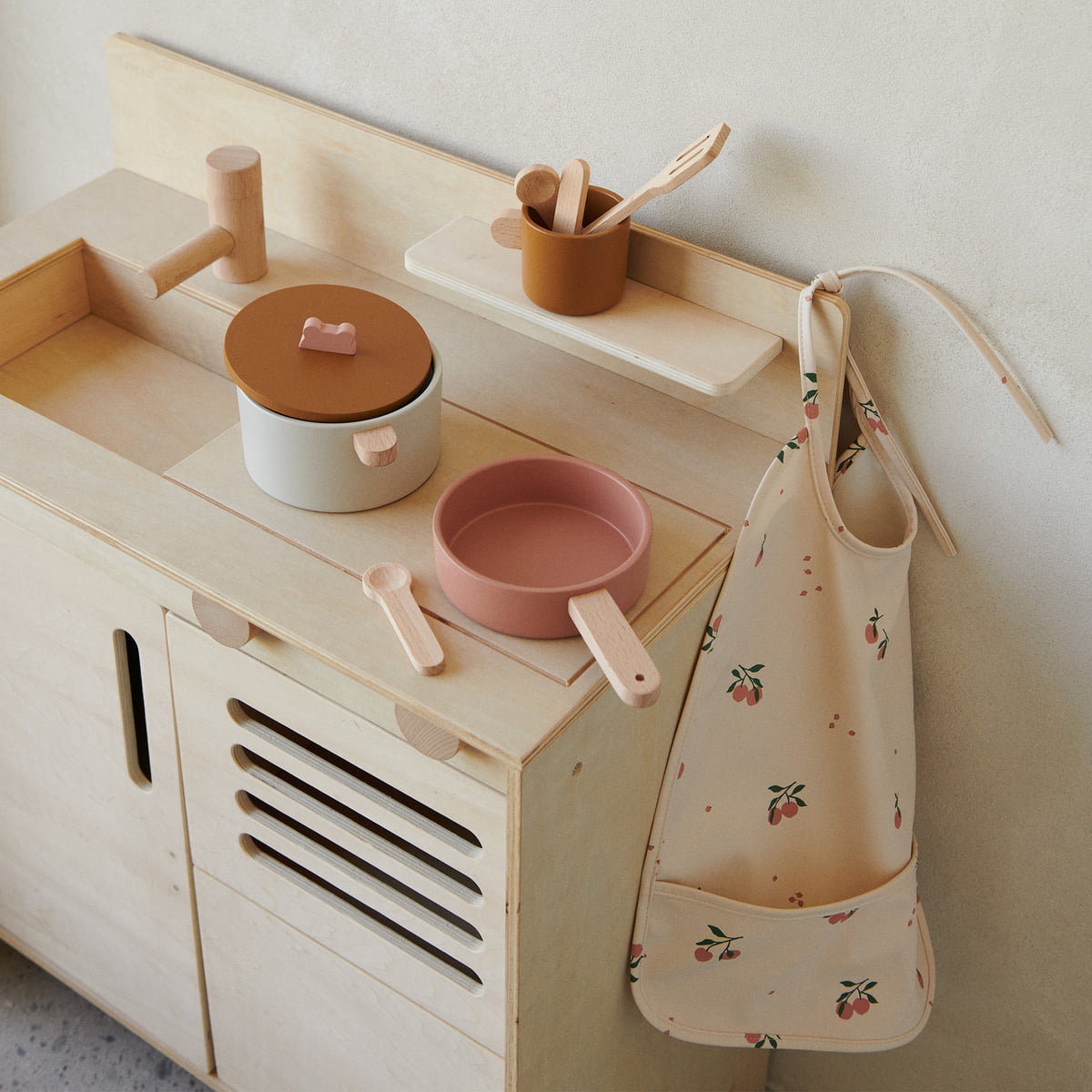 Montessori Style Wooden Mahogany Pot Pan Set