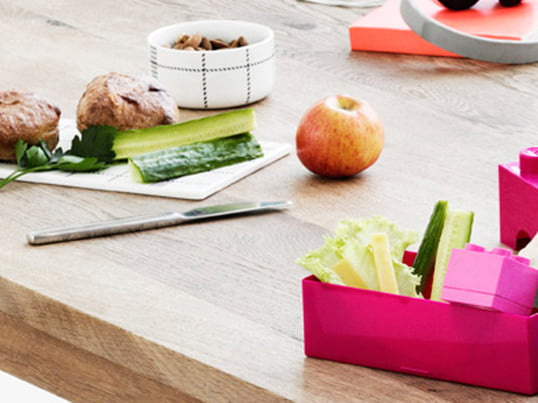 Lunch boxes make it easy and convenient to take homemade food and eat on the go. Many of the lunch boxes are divided, so you can separate different types of food.