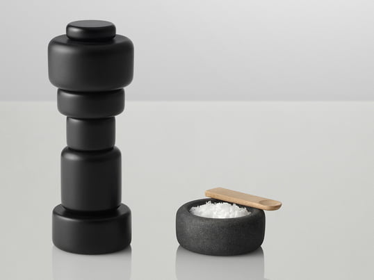 To match the "Plus" salt and pepper mill, the designers Norway Says have created a salt and pepper cellar for Muuto with One. Made from granite, it can be used in addition to the mill or separately.