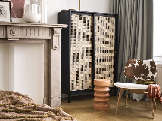 Discover our range of cabinets for storage of all kinds.