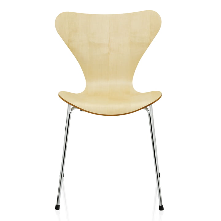 Serie 7 Chair (46.5 cm) from Fritz Hansen in natural maple / chrome-plated
