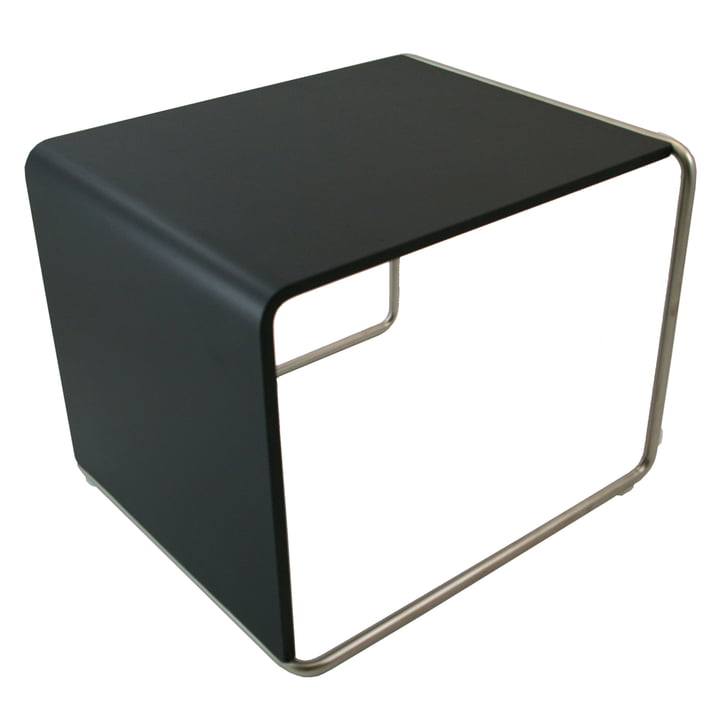 Ueno Side table in black from Lapalma