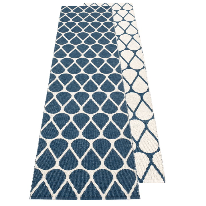 Otis reversible carpet, 70 x 200 cm in ocean blue / vanilla by Pappelina 
