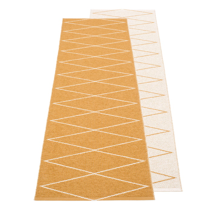 Max reversible carpet, 70 x 240 cm in ochre / vanilla by Pappelina