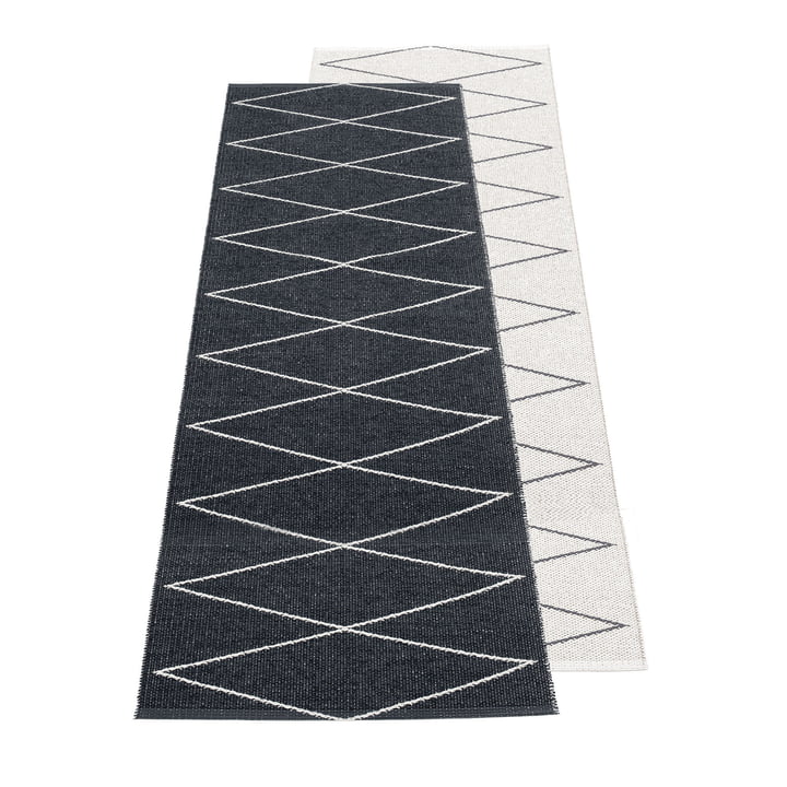 Max reversible carpet, 70 x 240 cm in black / vanilla by Pappelina 