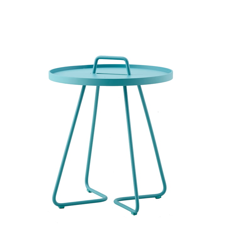 On-the-move Side table Ø 44 x H 52 cm from Cane-line in aqua