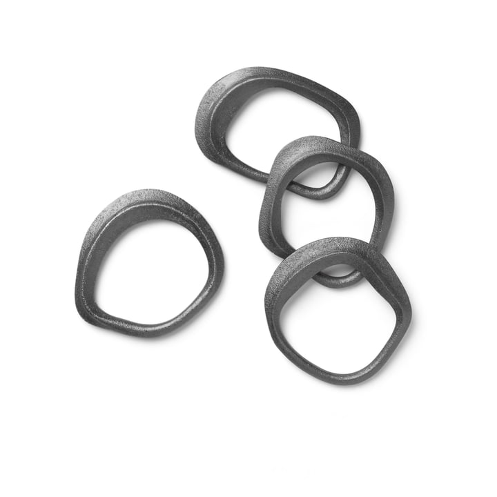 Flow napkin rings by ferm Living in black brass (set of 4)