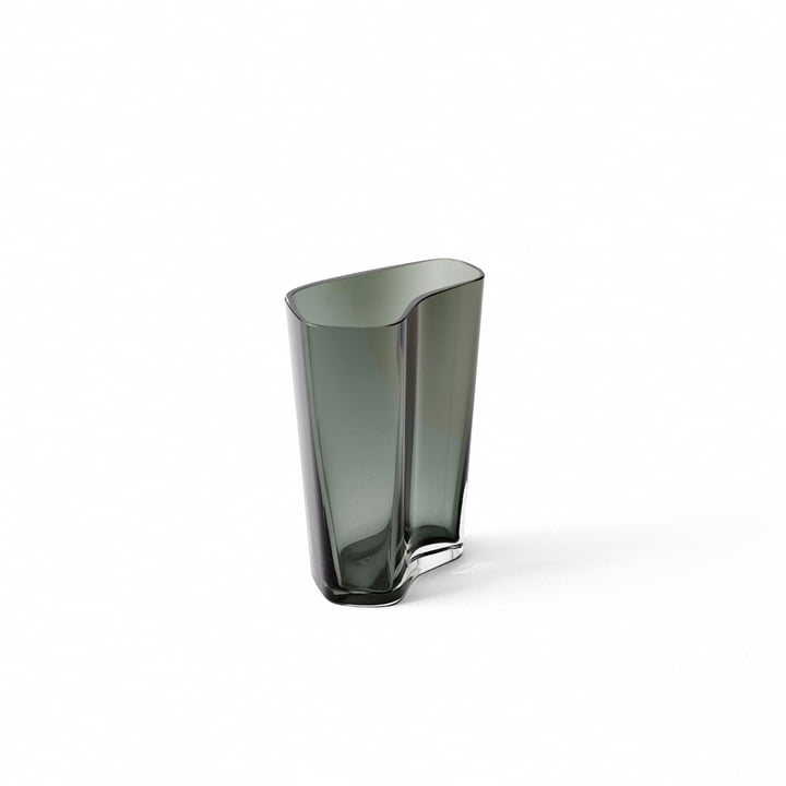 The Collect Vase SC35 from & Tradition in smoke