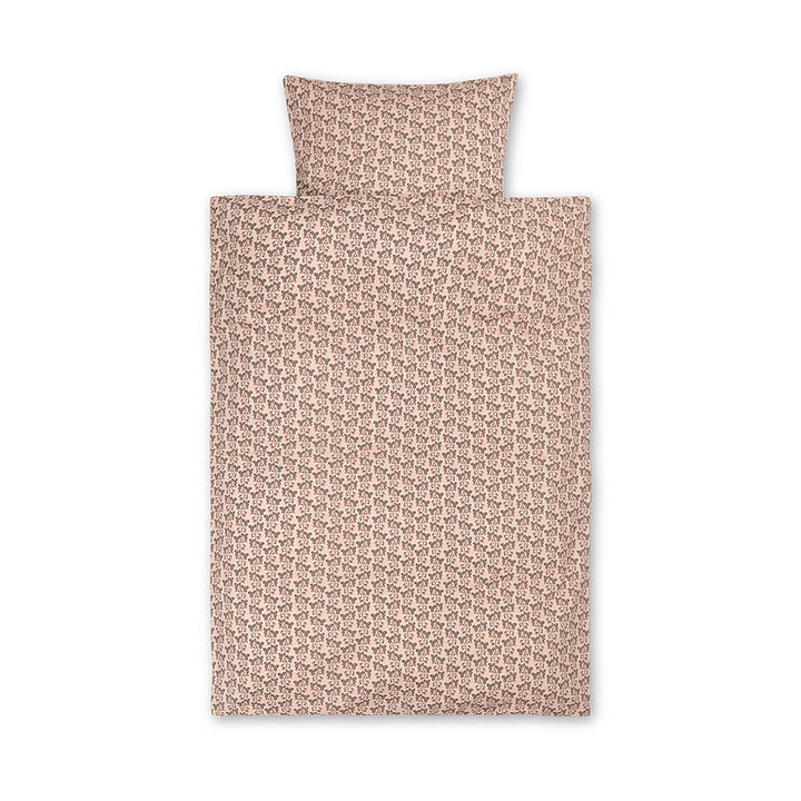 Strawberry baby bedding by ferm Living in color pink