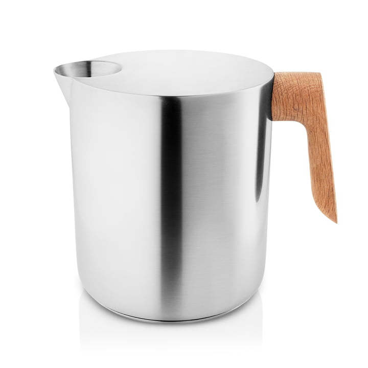 Nordic Kitchen kettle from Eva Solo in the colors oak / stainless steel