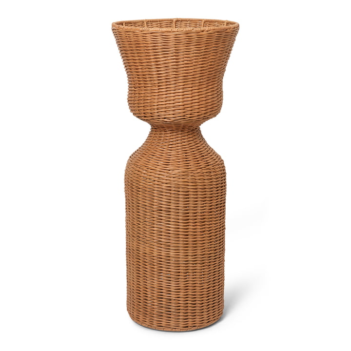 Agnes Flower stand woven from ferm Living in the finish natural