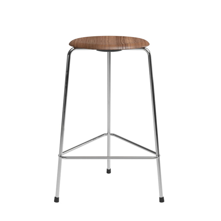 High Dot Bar stool from Fritz Hansen in the finish walnut veneer / chrome base