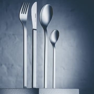 mono - a Stainless steel cutlery