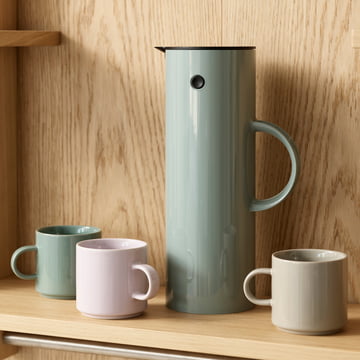 Coffee cup from Stelton in color lavender