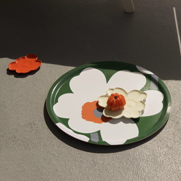 Unikko serving tray, green / white / orange by Marimekko