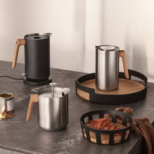 The Nordic Kitchen Kettle with vacuum jug and press filter jug from Eva Solo