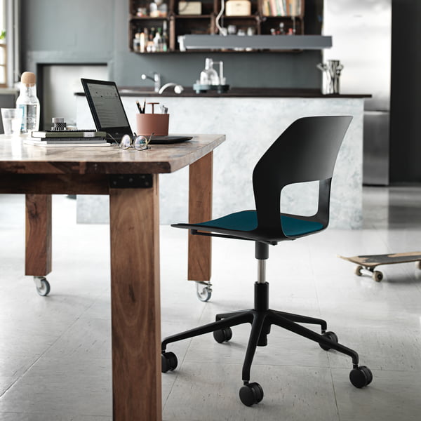 Ergonomic chair for living and working